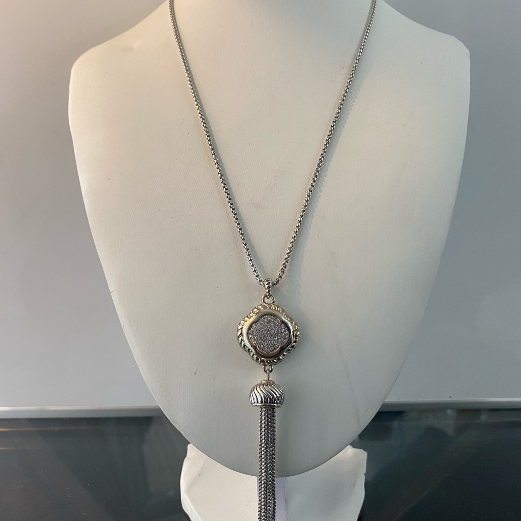 Brand New 32 Inch Necklace